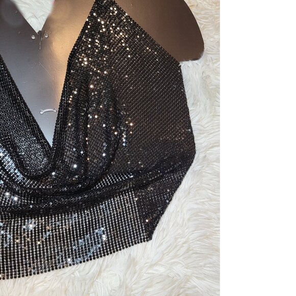 ✨🎉Black Metal Chain Sparkly Draped Jeweled Party Going out Cropped Top🎉✨ - Picture 3 of 8